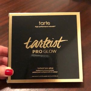 Tarte Pro Glow Bronzer and Highlighter Palette
